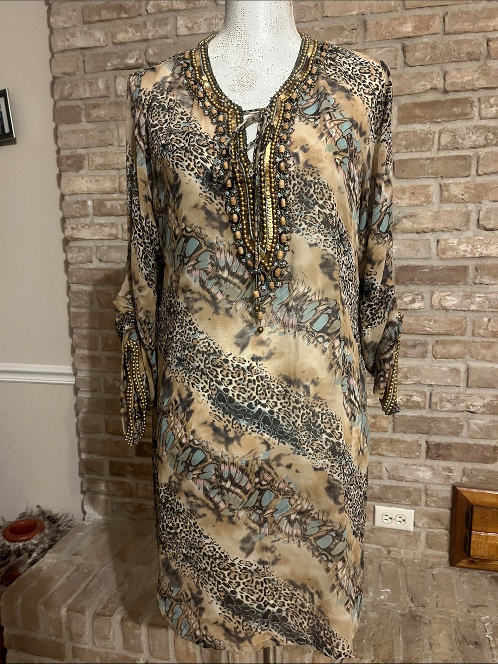 Beaded Sheer V-Neck Long Sleeve Animal-Print Tunic in Beige and Teal